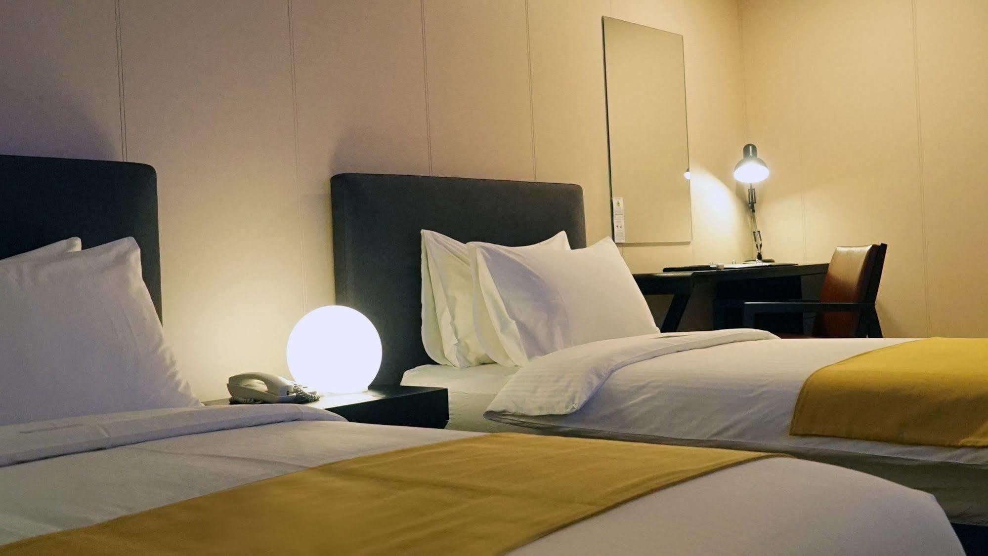 Green Sun Hotel San Pedro Makati Eksteriør billede